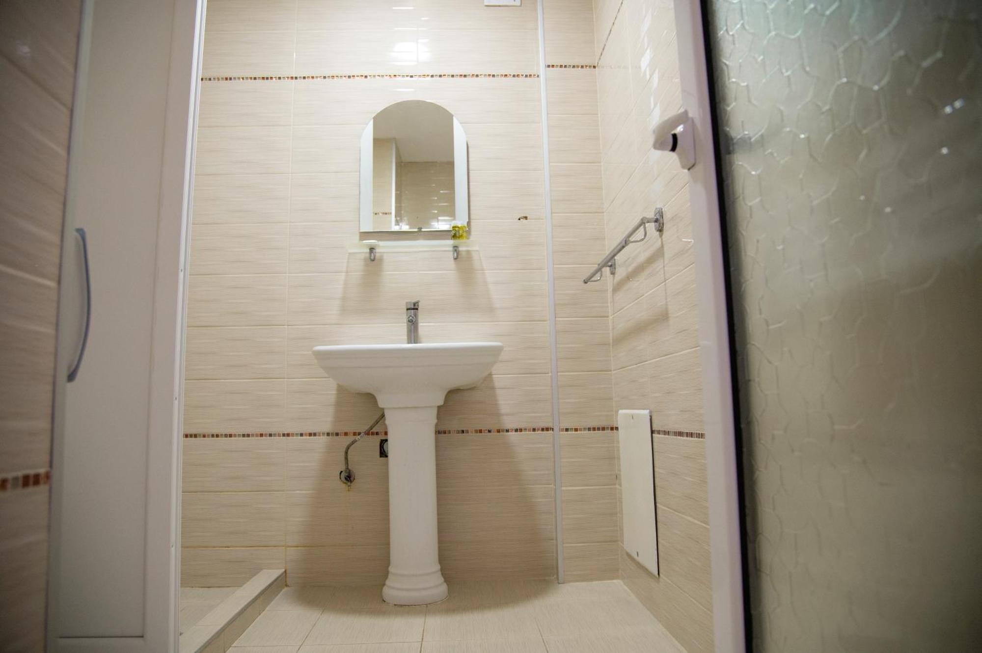 Hotel Istatov ノヴ・ドイラン エクステリア 写真